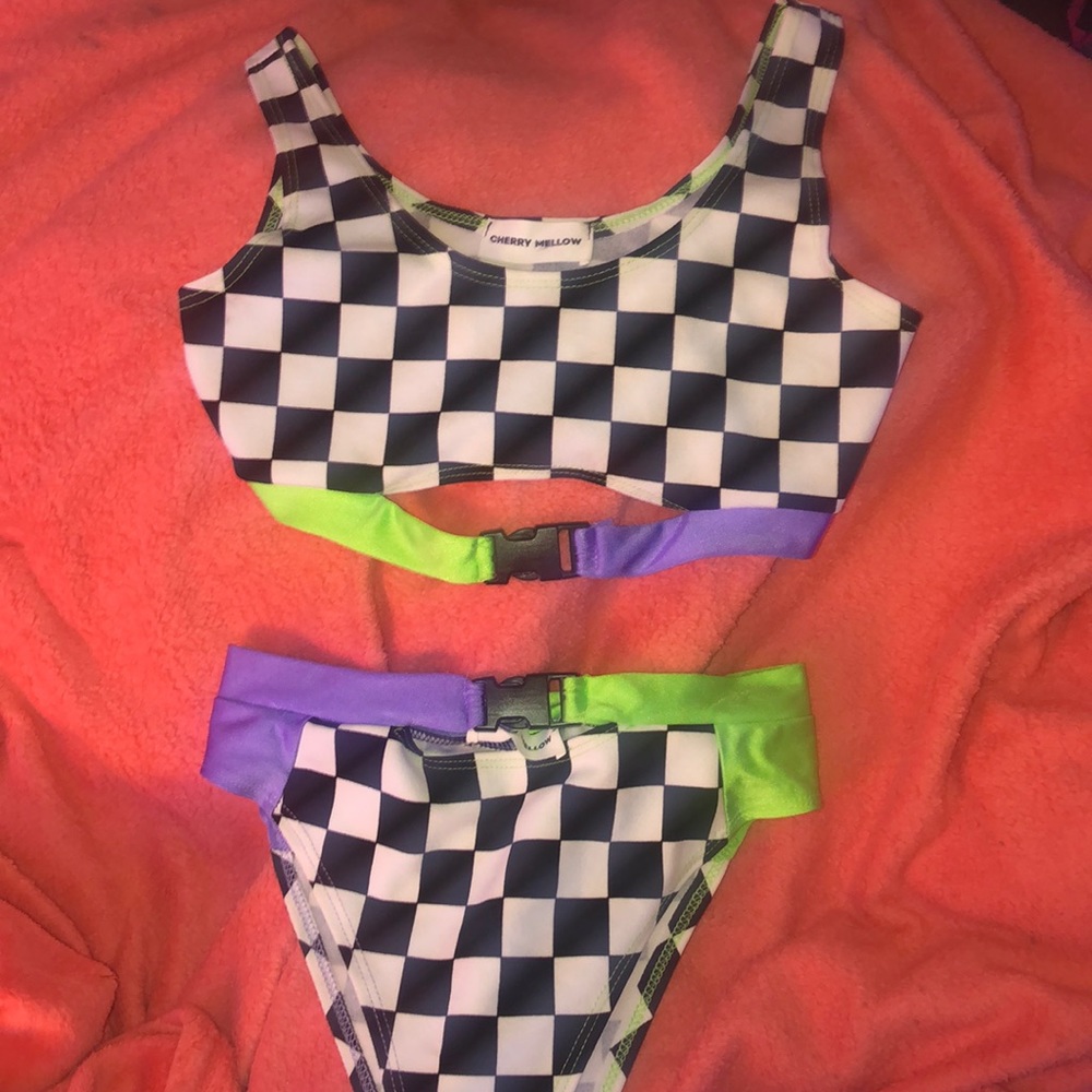 Checkered RAVE outfit